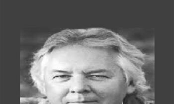 Dreaming Your Soul into Life - Robert Moss